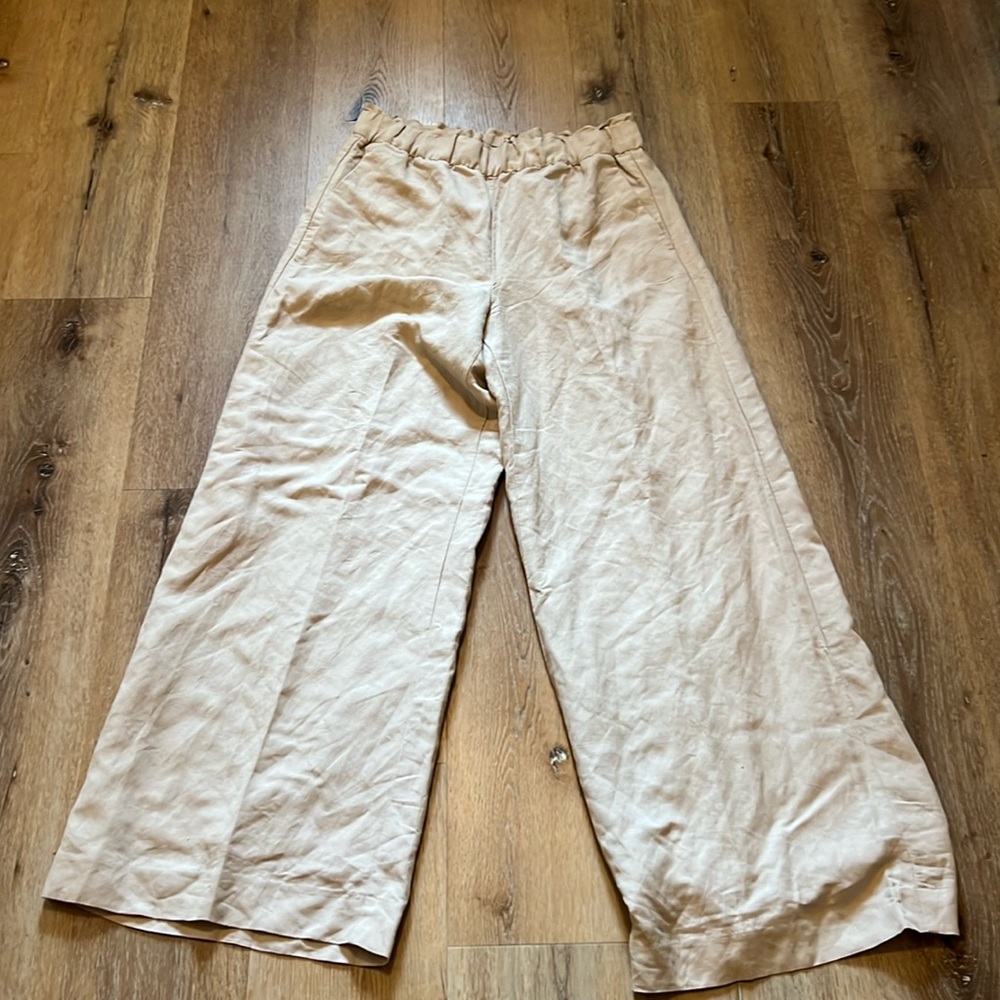 NWT Ann Taylor Khaki Wide Leg Pull On Elastic Dry Clean Pants - Medium